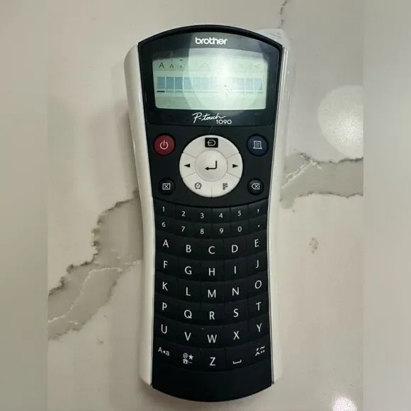 Brother labeller - Picture 1 of 2